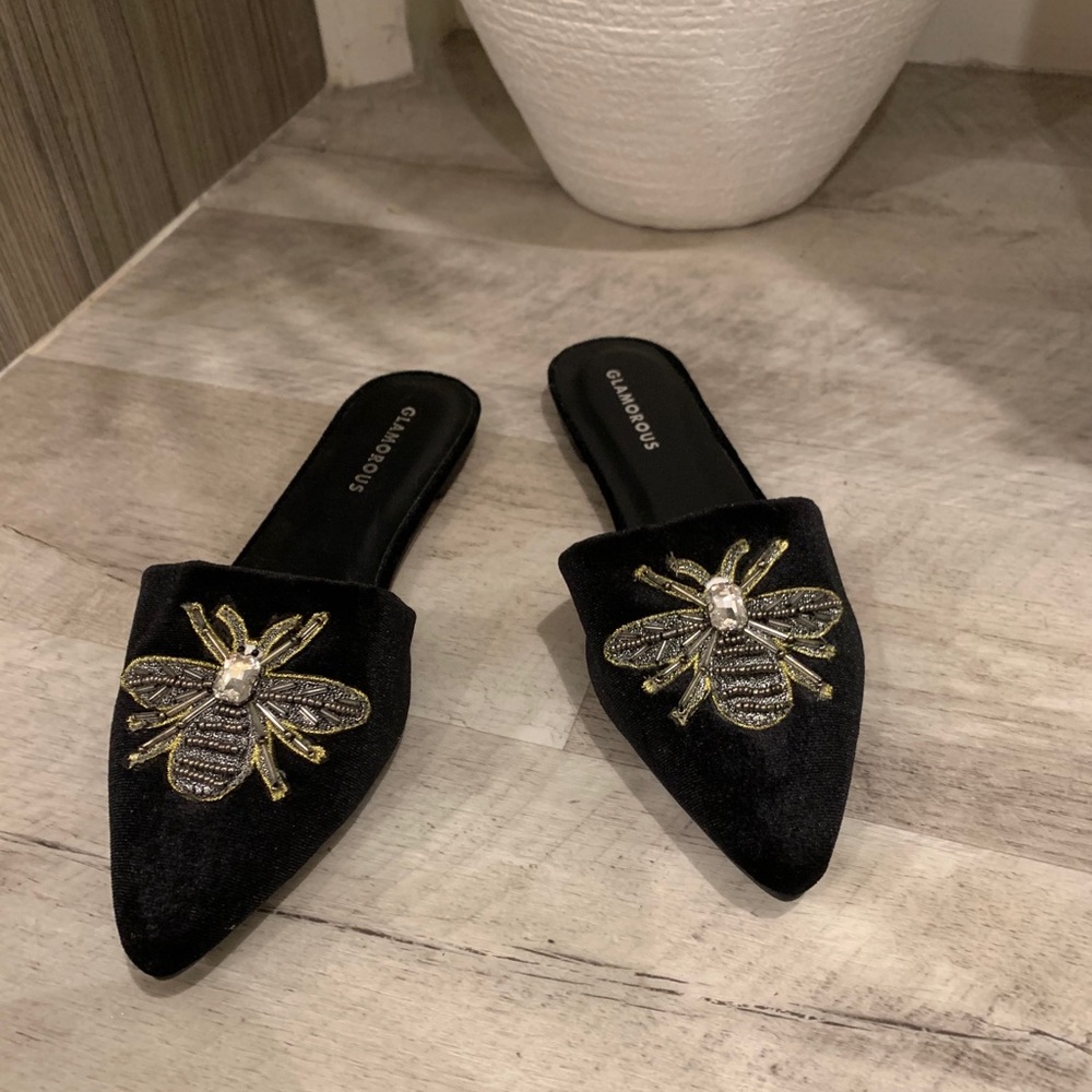 Glamorous Bumble Bee Jeweled Flats